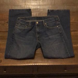 Levi 569 Jeans.